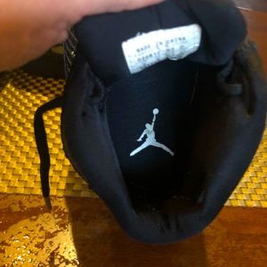 Jumpman Team Bizness Rare color -black metallic silver, size 9, worn once in box
